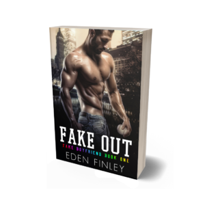 Fake Out - Fake Boyfriend series, Book 1 - Paperback